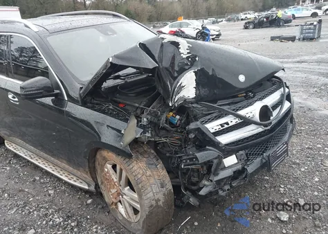 2013 Mercedes-Benz Gl 450 4Matic z USA, uszkodzony, nr VIN 4JGDF7CE8DA260710